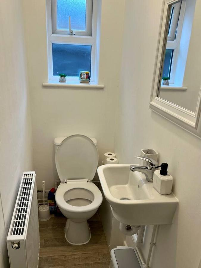4 Bedroom Terrace House Веллингборо Экстерьер фото